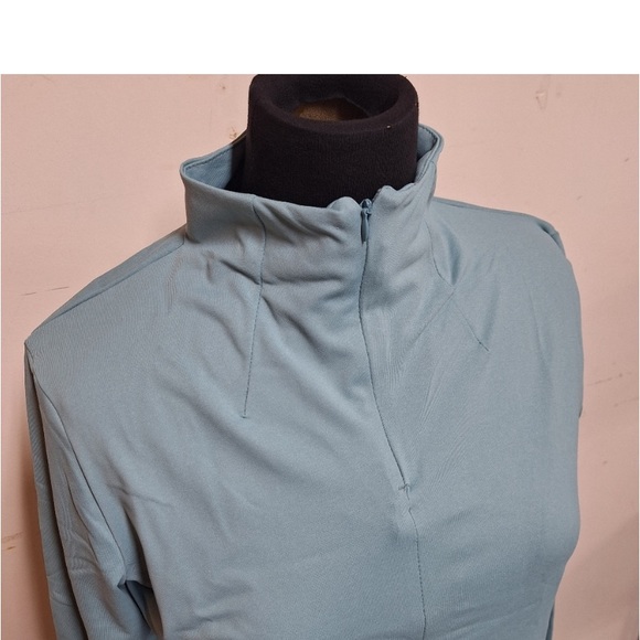 NEW! Shadow Sport Fitted Mock-Neck Zip Front Athletic Jacket, Light Sage Blue - Picture 9 of 10